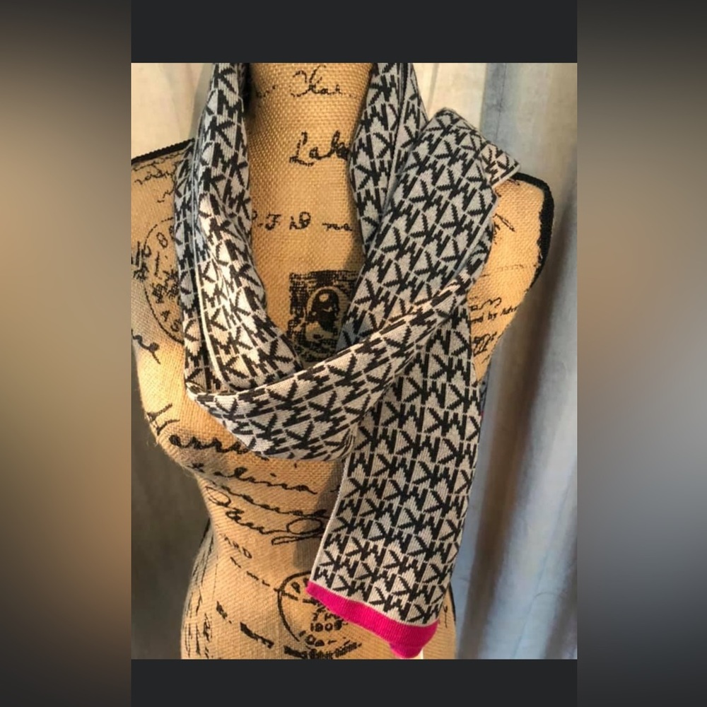 Michael Kors Scarp